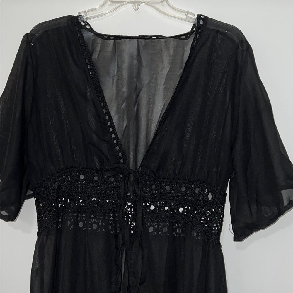Black Sheer Tie-Front Robe with Tie Waist Size Large Open Design